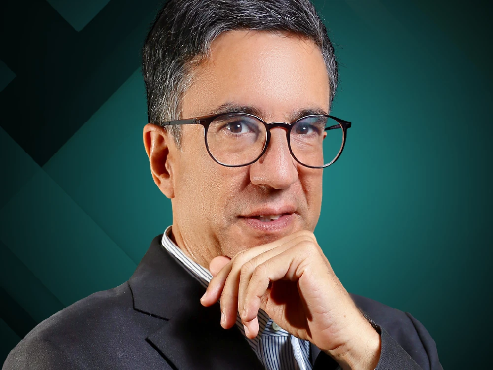 Carlos Elizondo 03