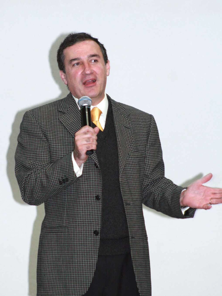 Leonardo Kourchenko.-10