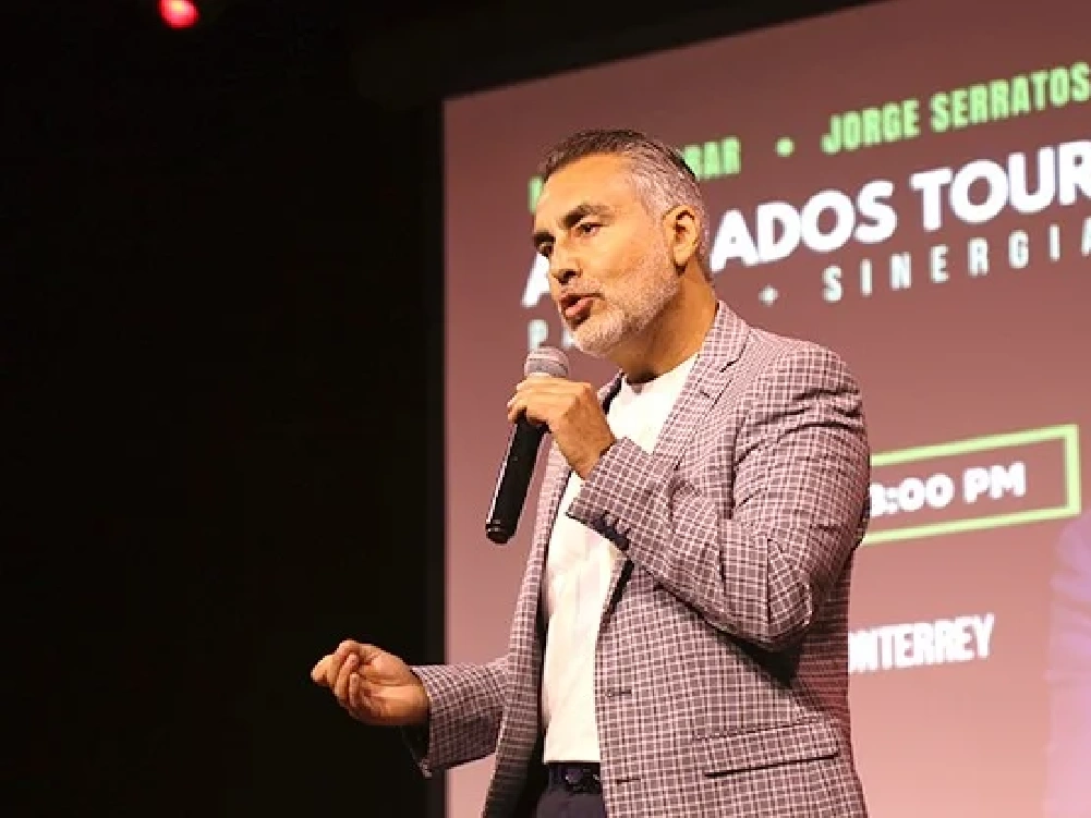 Nayo Escobar-03